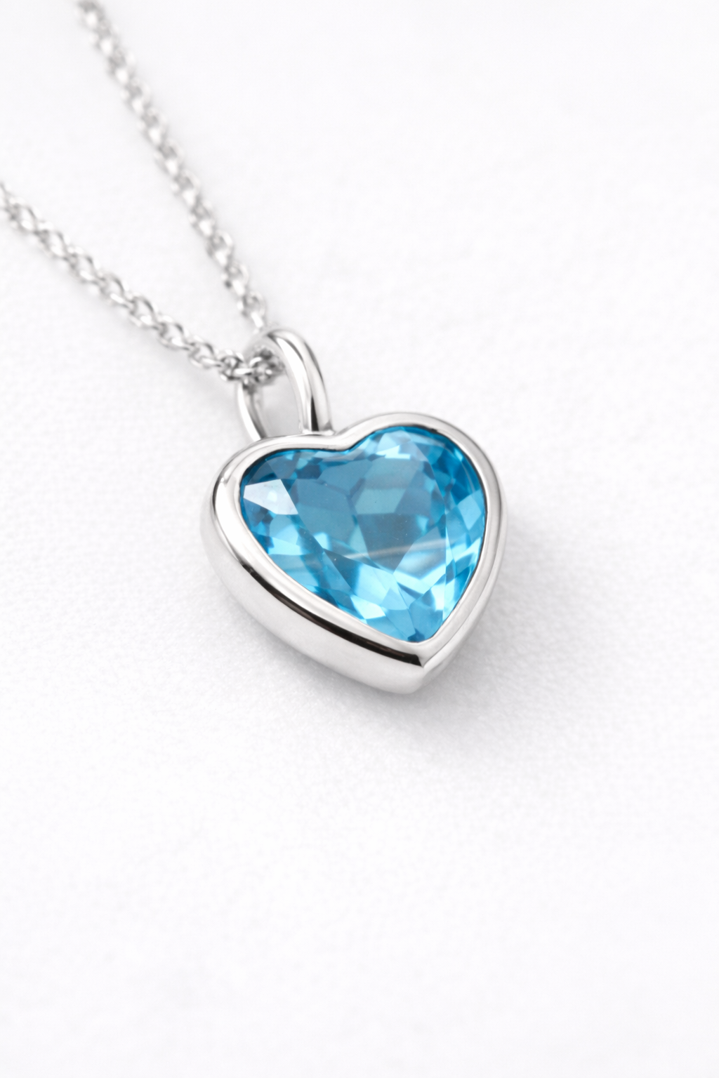 Colar Luz Coração em Prata 925