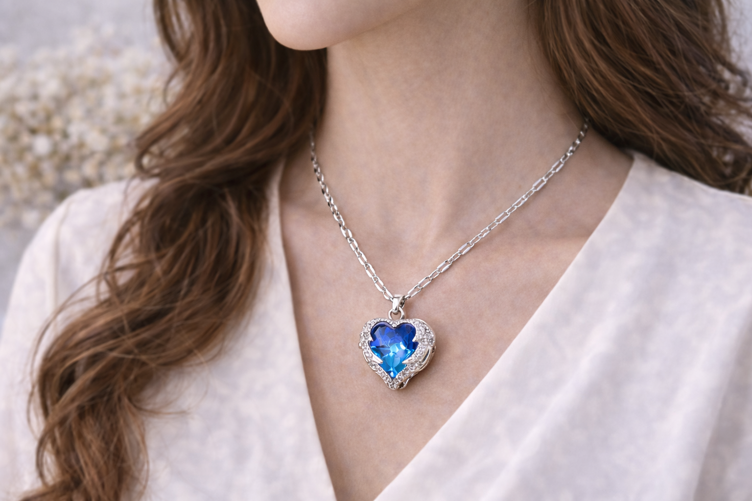 Colar Luxo com Pingente Coração do Oceano