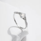 Anel de Prata 925 com Moissanite e Diamante Lab Criado