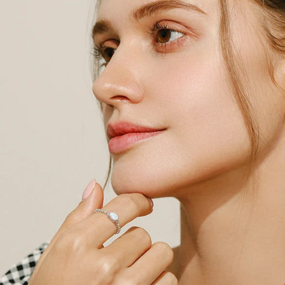 Anel Feminino em Prata 925 Opala Natural Oval