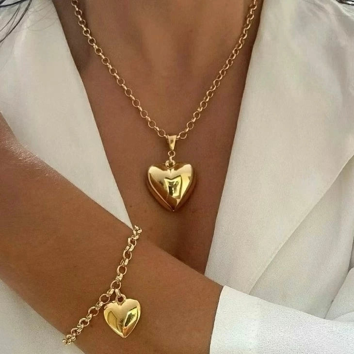 Colar + Pulseira Feminino com Pingente de Coração Dourado